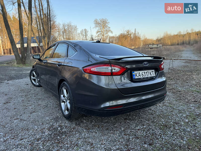 Седан Ford Fusion 2015 в Киеве