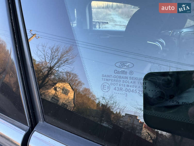 Седан Ford Fusion 2015 в Киеве