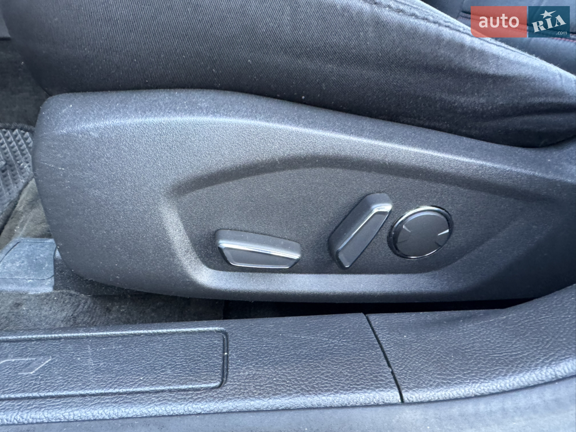 2015 Ford Fusion - мініатюра 37