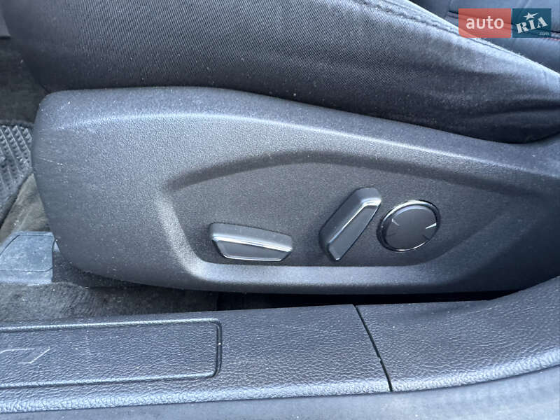 Седан Ford Fusion 2015 в Киеве