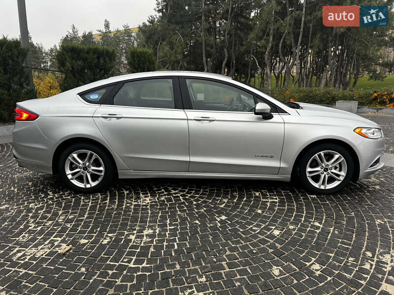 Седан Ford Fusion 2018 в Дніпрі фото 18 Седан Ford Fusion 2018 в Дніпрі