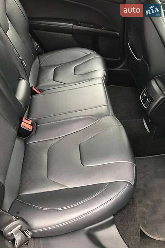 Седан Ford Fusion 2018 в Киеве фото 24 Седан Ford Fusion 2018 в Киеве