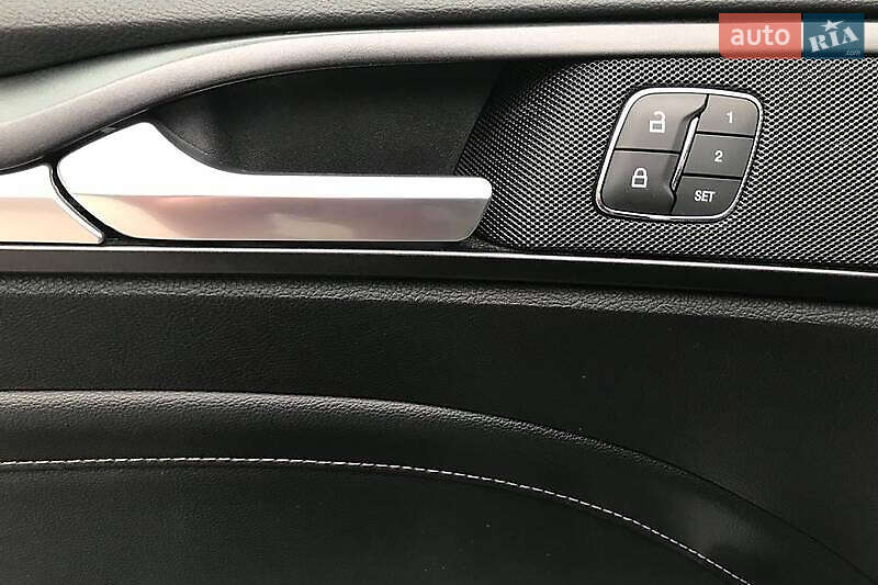 Седан Ford Fusion 2018 в Киеве фото 11 Седан Ford Fusion 2018 в Киеве