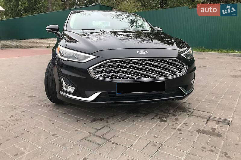 Седан Ford Fusion 2018 в Киеве фото 2 Седан Ford Fusion 2018 в Киеве