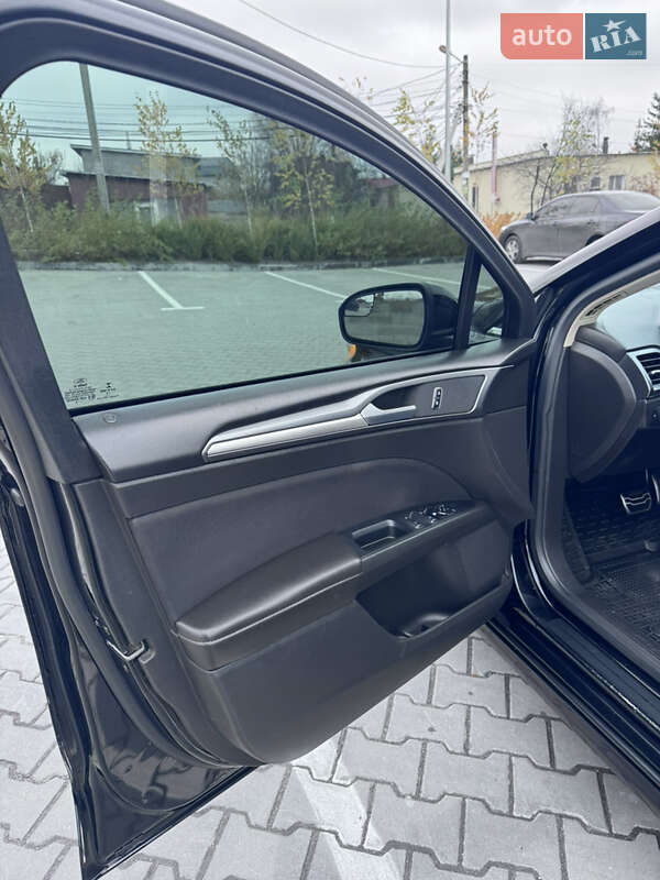 Седан Ford Fusion 2016 в Хмельницком