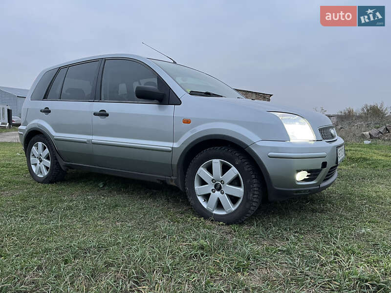 Хетчбек Ford Fusion 2003 в Казанці