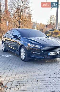 Седан Ford Fusion 2015 в Львове