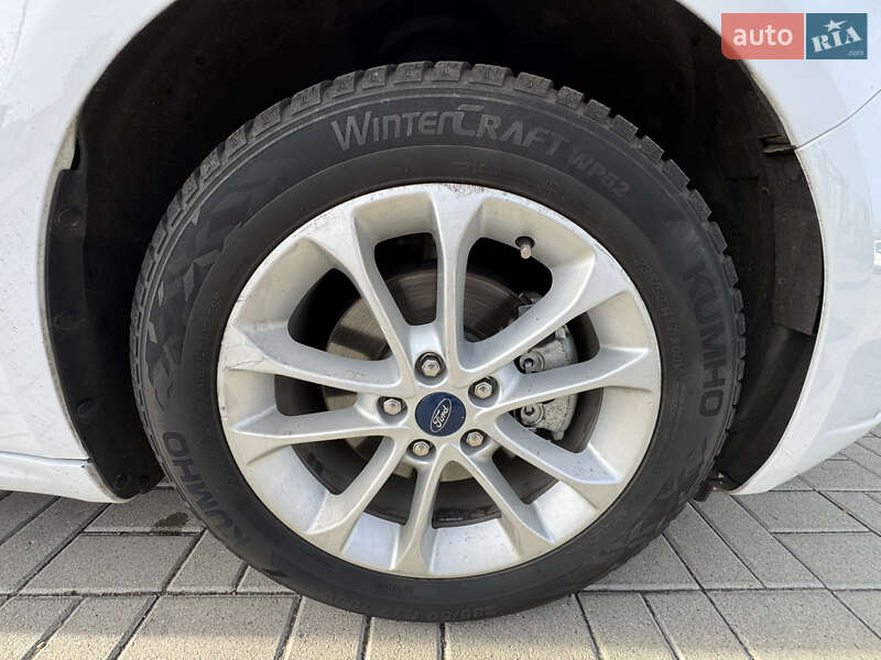 Седан Ford Fusion 2019 в Житомире