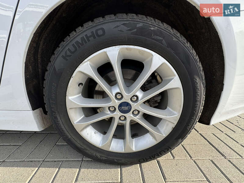 Седан Ford Fusion 2019 в Житомире