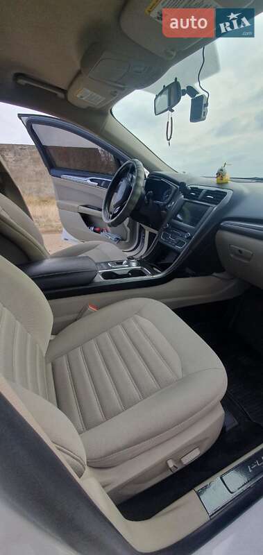 Седан Ford Fusion 2018 в Миколаєві