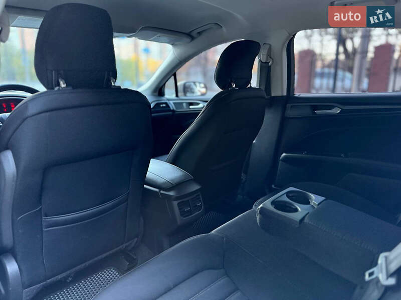 Седан Ford Fusion 2014 в Дніпрі