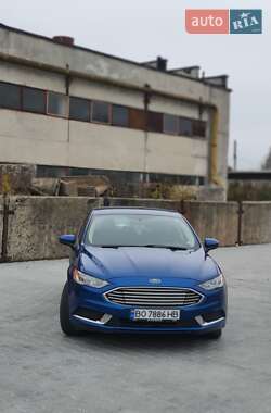 Седан Ford Fusion 2017 в Тернополі
