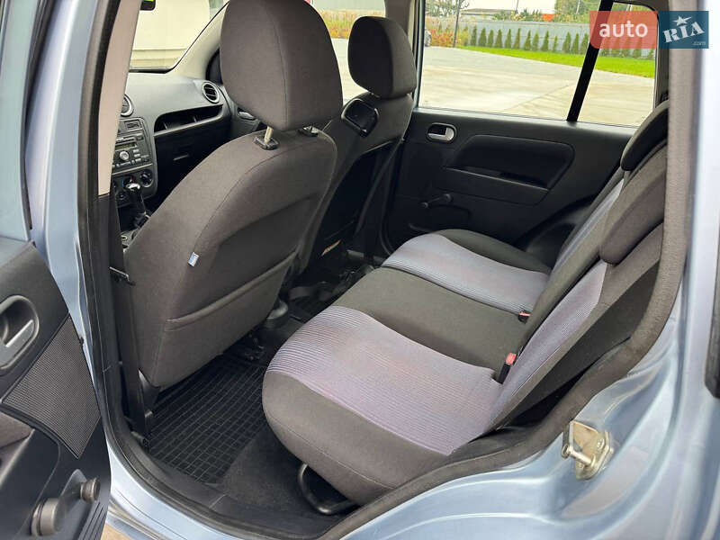 Хетчбек Ford Fusion 2007 в Луцьку