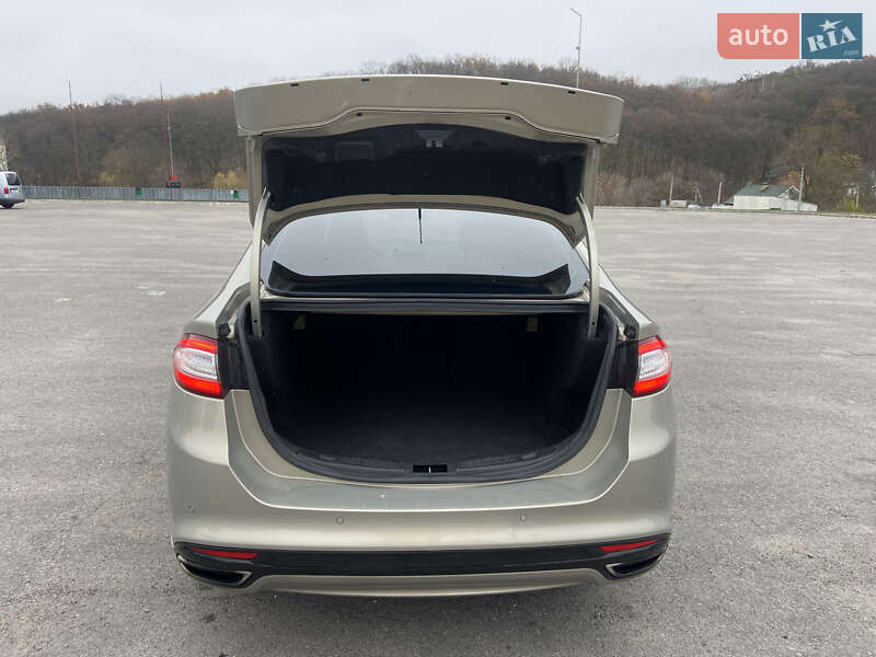 Седан Ford Fusion 2015 в Киеве фото 8 Седан Ford Fusion 2015 в Киеве