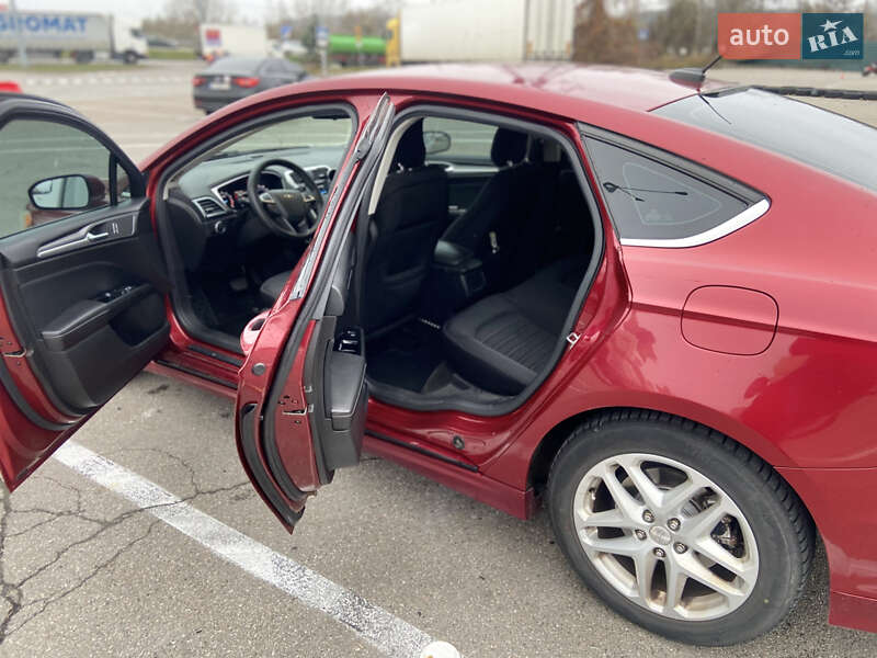 Седан Ford Fusion 2013 в Киеве фото 8 Седан Ford Fusion 2013 в Киеве