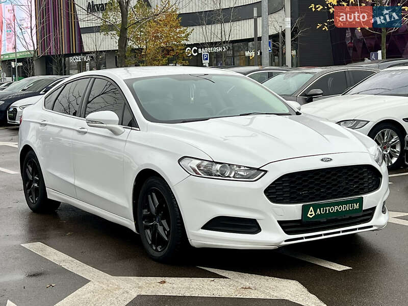 Седан Ford Fusion 2015 в Києві фото 4 Седан Ford Fusion 2015 в Києві