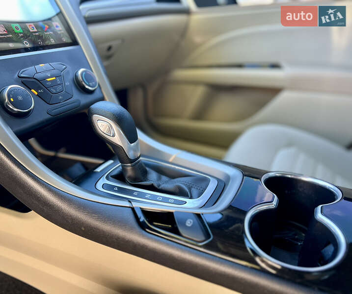 Седан Ford Fusion 2015 в Києві фото 32 Седан Ford Fusion 2015 в Києві