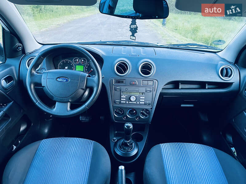 Хетчбек Ford Fusion 2007 в Мукачевому фото 2 Хетчбек Ford Fusion 2007 в Мукачевому