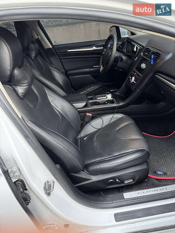 Седан Ford Fusion 2016 в Киеве фото 10 Седан Ford Fusion 2016 в Киеве