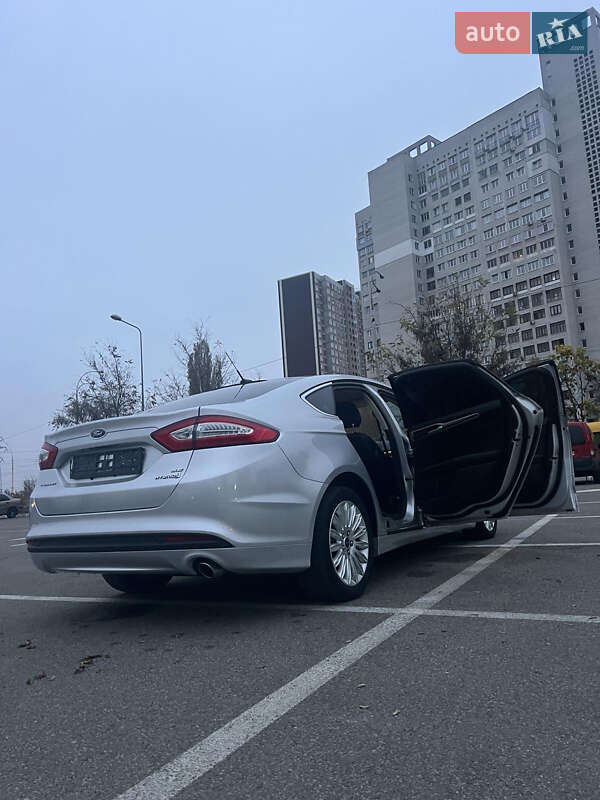 Седан Ford Fusion 2012 в Киеве фото 11 Седан Ford Fusion 2012 в Киеве