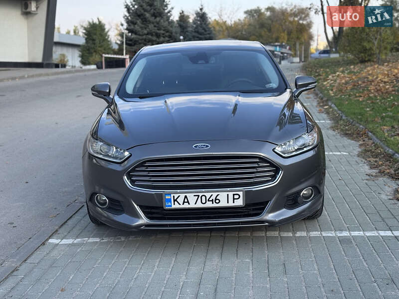 Седан Ford Fusion 2013 в Запоріжжі