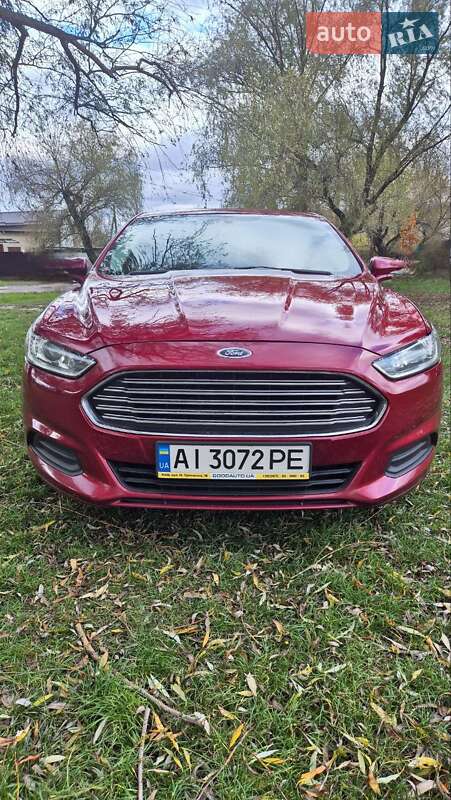 Седан Ford Fusion 2015 в Борисполі