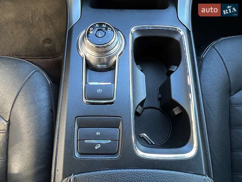 Седан Ford Fusion 2016 в Одессе