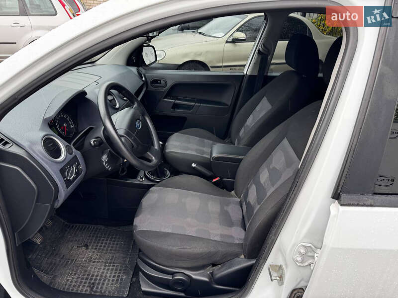 Хэтчбек Ford Fusion 2010 в Днепре фото 7 Хэтчбек Ford Fusion 2010 в Днепре