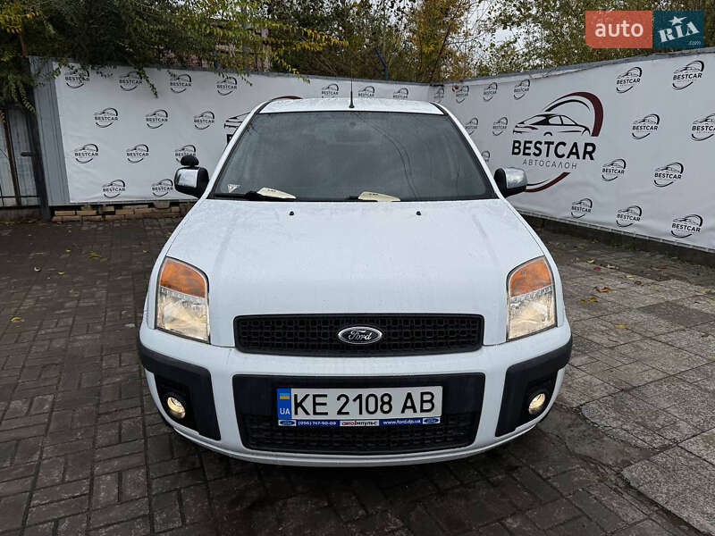 Хэтчбек Ford Fusion 2010 в Днепре фото 5 Хэтчбек Ford Fusion 2010 в Днепре