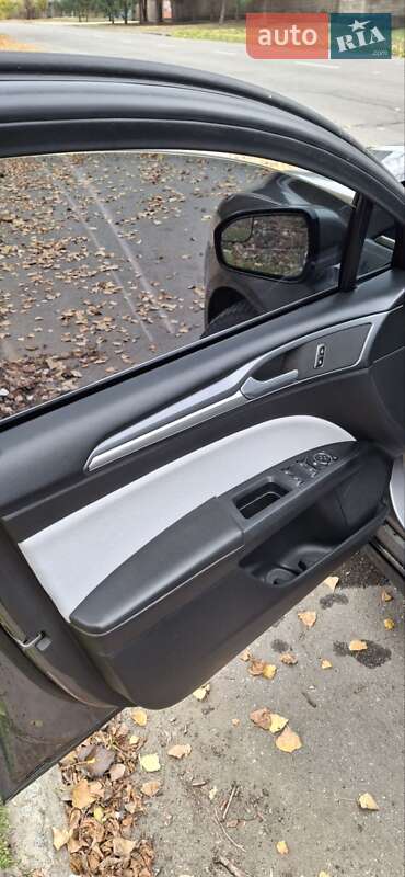 Седан Ford Fusion 2013 в Покрові