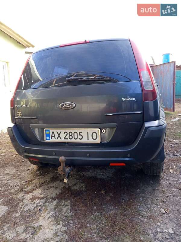 Хетчбек Ford Fusion 2008 в Краснограді
