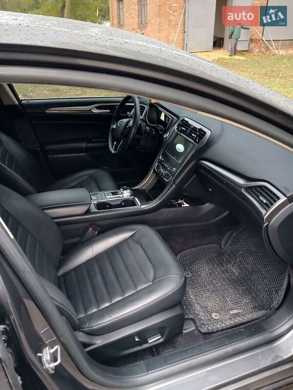 Седан Ford Fusion 2018 в Полтаве