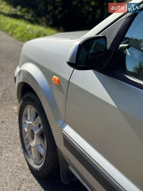 Хетчбек Ford Fusion 2008 в Східниці