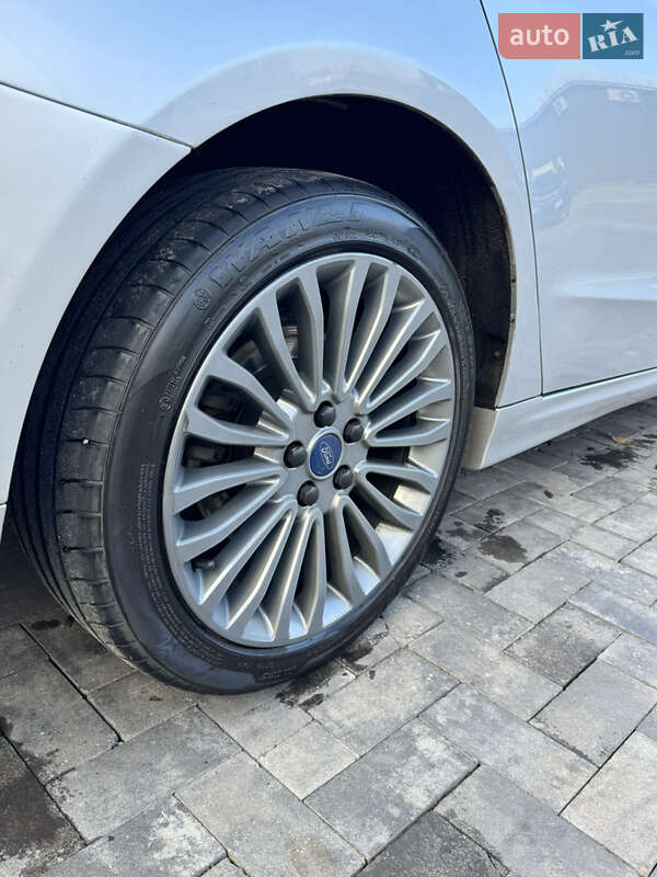 Седан Ford Fusion 2016 в Кривом Роге фото 8 Седан Ford Fusion 2016 в Кривом Роге
