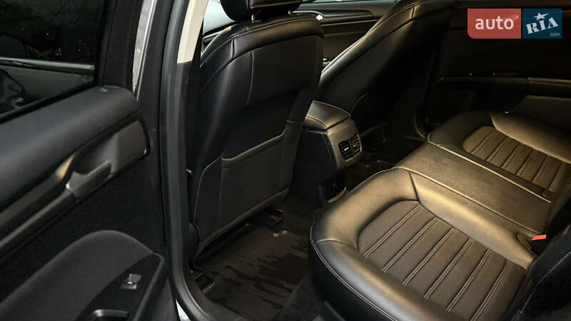 Седан Ford Fusion 2018 в Києві