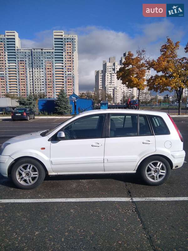 Хетчбек Ford Fusion 2011 в Києві