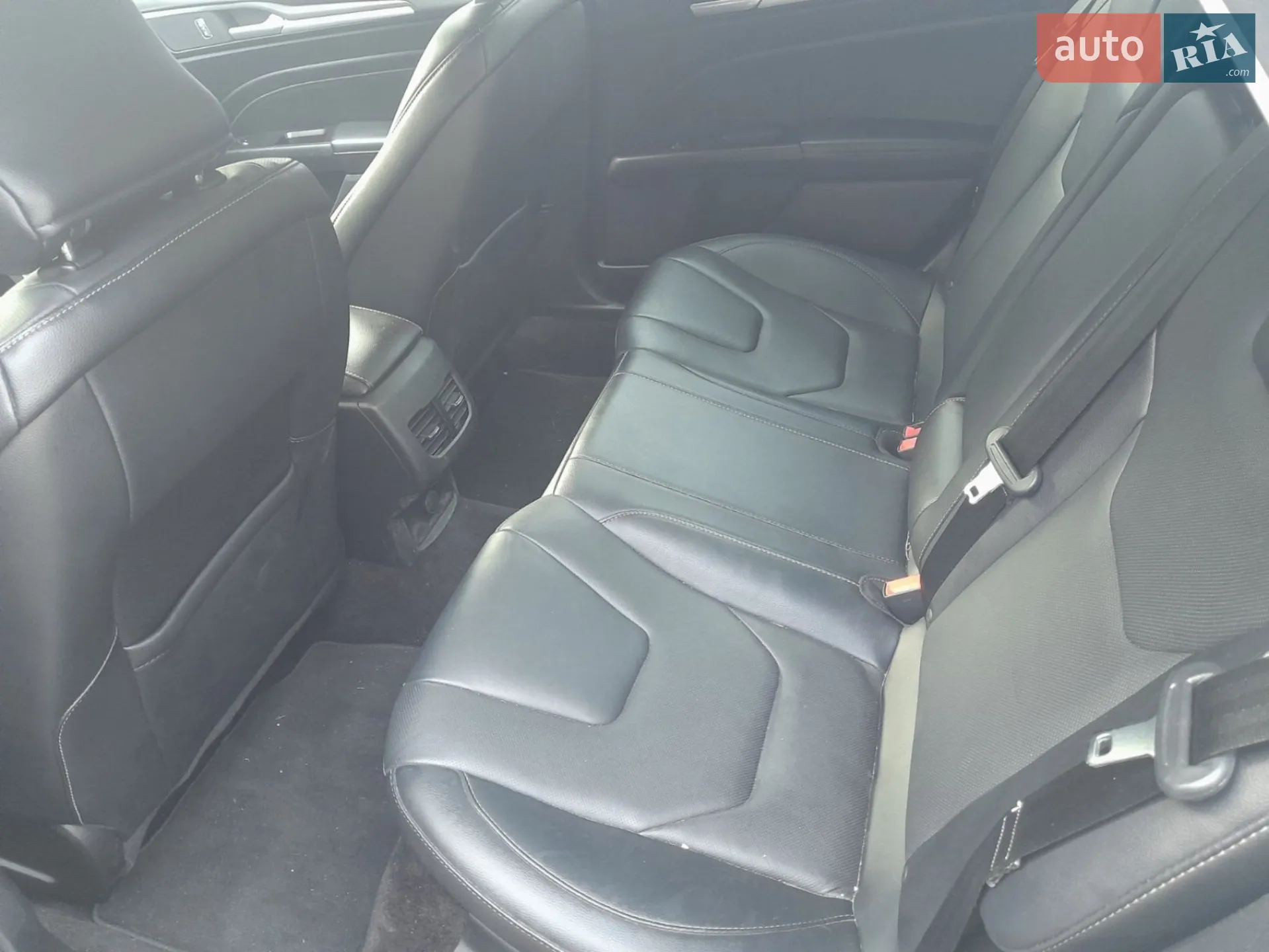 2016 Ford Fusion - мініатюра 9