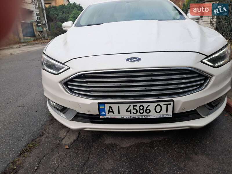 Седан Ford Fusion 2016 в Ворзелі