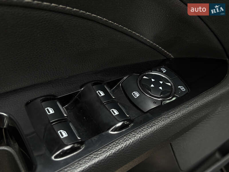 Седан Ford Fusion 2013 в Харькове