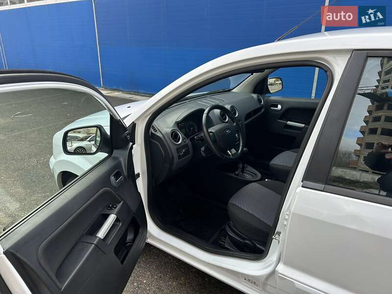 Хетчбек Ford Fusion 2011 в Києві