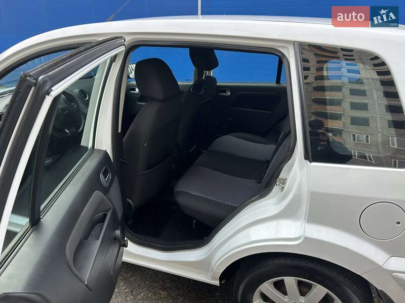 Хетчбек Ford Fusion 2011 в Києві