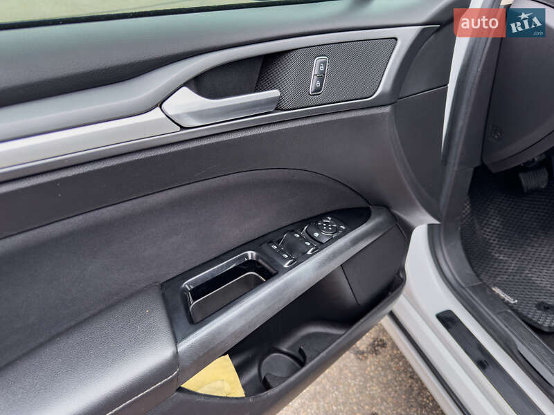 Седан Ford Fusion 2016 в Харкові фото 22 Седан Ford Fusion 2016 в Харкові