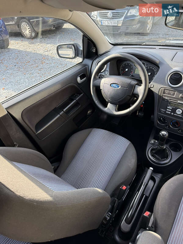 Хетчбек Ford Fusion 2007 в Луцьку фото 112 Хетчбек Ford Fusion 2007 в Луцьку