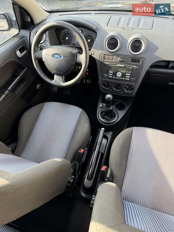 Хетчбек Ford Fusion 2007 в Луцьку фото 115 Хетчбек Ford Fusion 2007 в Луцьку