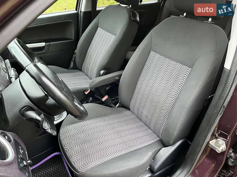 Хэтчбек Ford Fusion 2008 в Новомиргороде