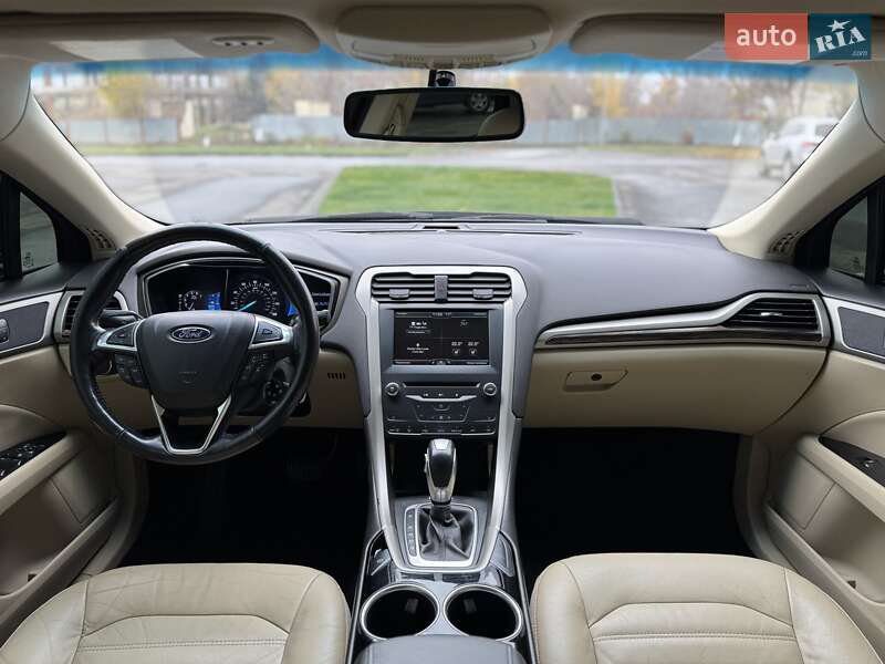 Седан Ford Fusion 2013 в Дніпрі