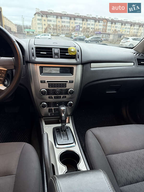 Седан Ford Fusion 2011 в Києві фото 18 Седан Ford Fusion 2011 в Києві