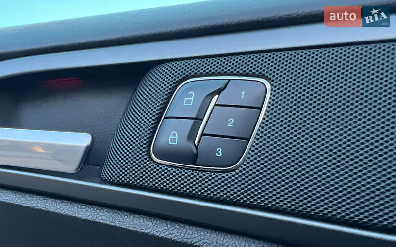 Седан Ford Fusion 2015 в Львове