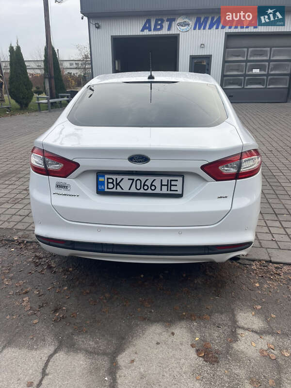 Седан Ford Fusion 2015 в Клесовому фото 8 Седан Ford Fusion 2015 в Клесовому