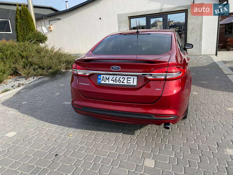 Седан Ford Fusion 2016 в Любаре
